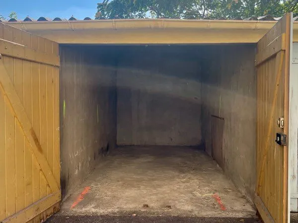 Location Box fermé individuel sécurisé - Lyon 8e (Etats-Unis)