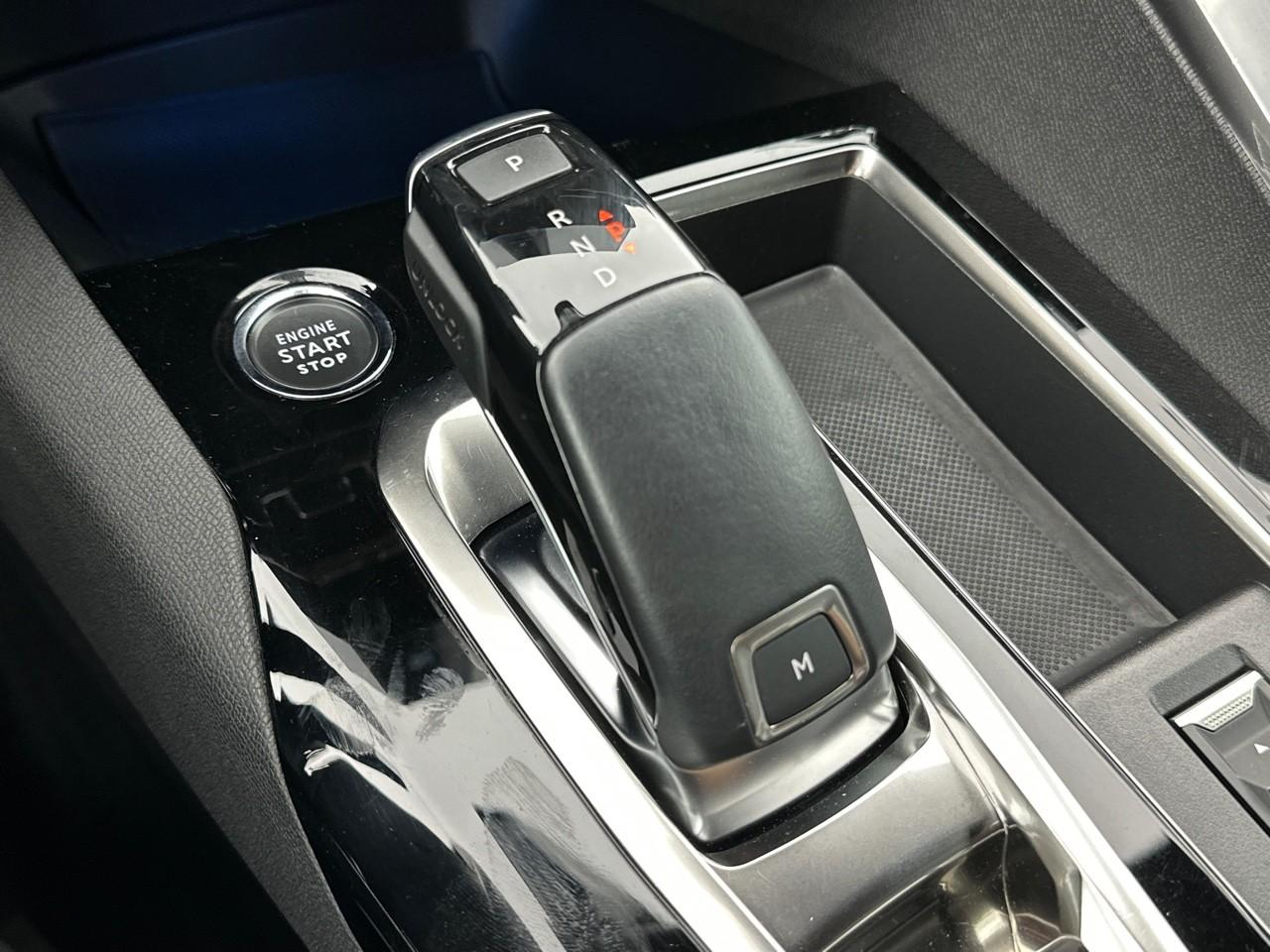 Peugeot 3008 puretech 130ch s&s eat8 allure pack — photo 30