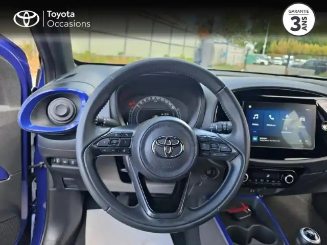 Toyota Aygo X 1.0 vvt-i 72ch design my24 — photo 9