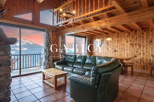 Chalet 8 pièces 170 m²