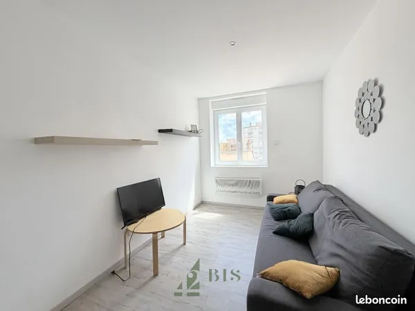 Studio 1 pièce 22 m²