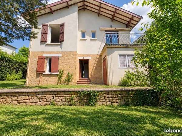 Maison 5 pièces 109 m² à rénover — Vue dégagée, terrain 603 m²