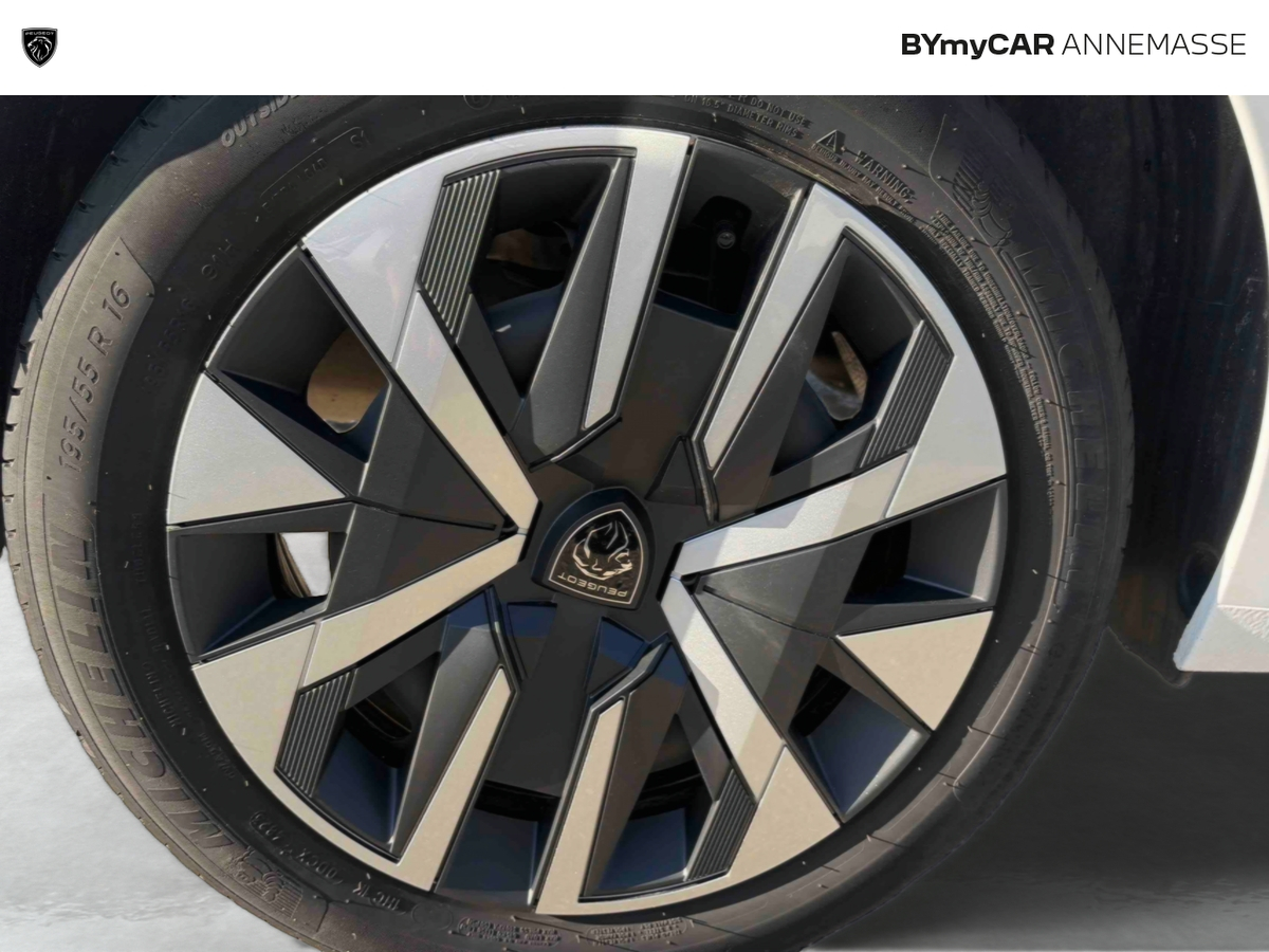 Peugeot 208 PureTech 100 S&amp;S BVM6 — photo 16