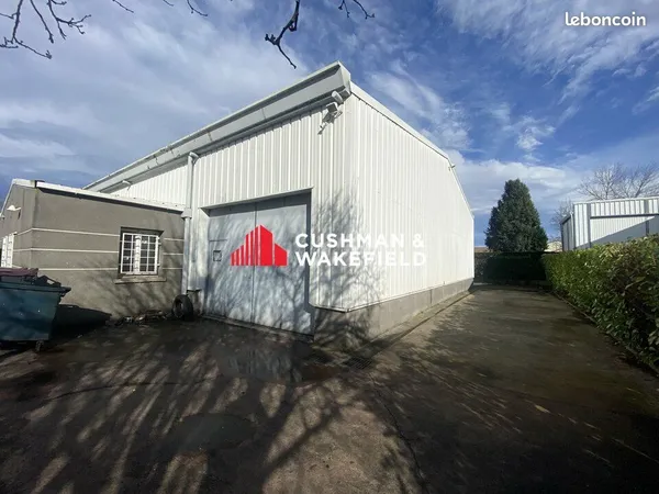LOCAL D'ACTIVITE 224 m² QUINT FONSEGRIVES