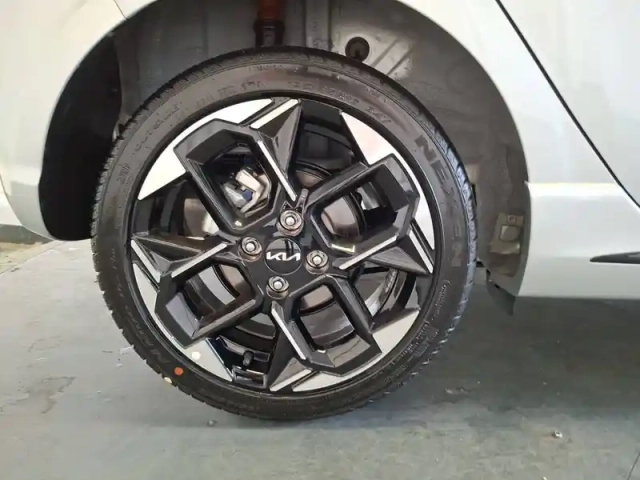 Kia Picanto 1.0 gdi 68 ch bvma5 — photo 10