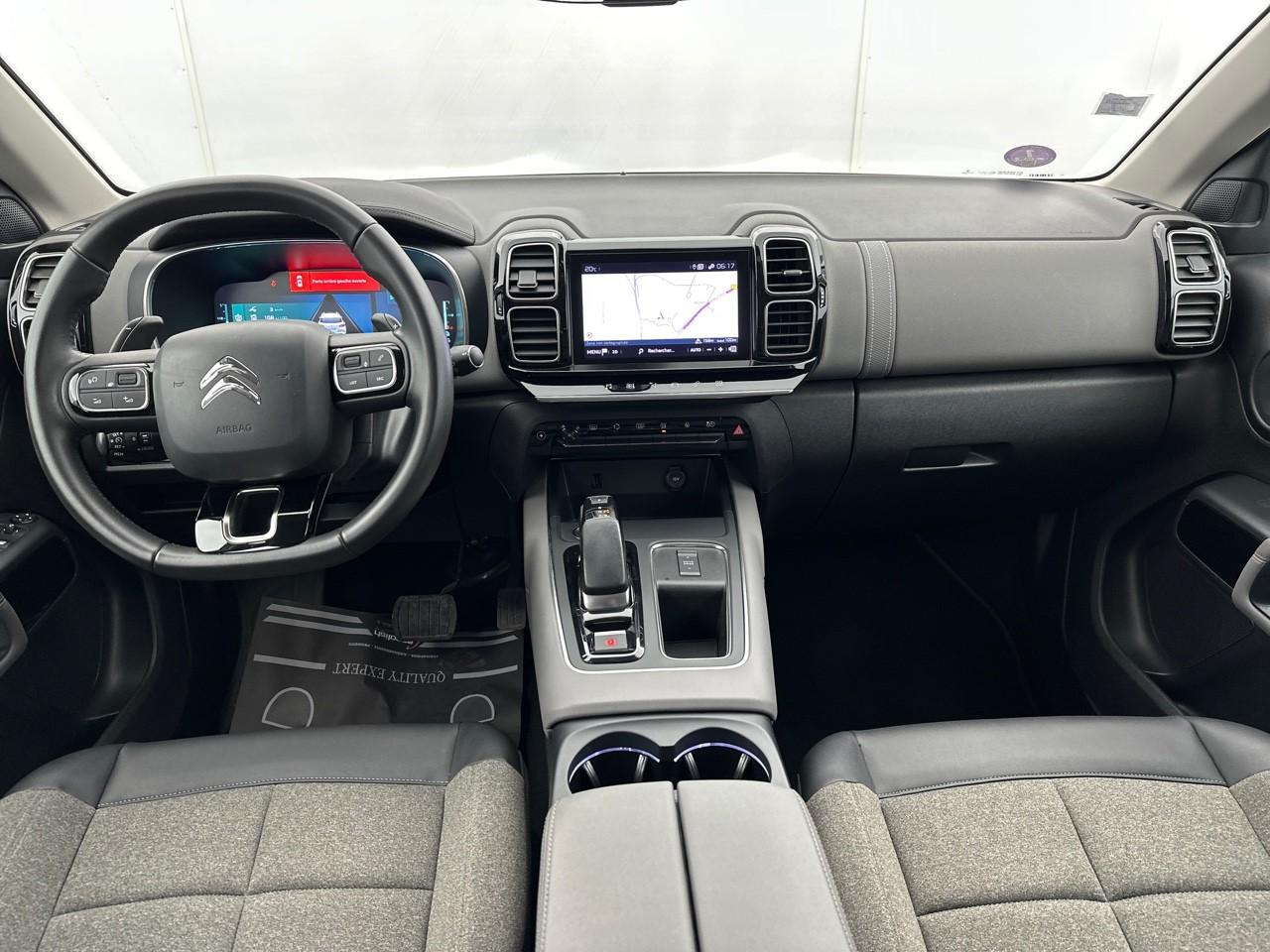 Citroën C5 Aircross hybride rechargeable 225 s&s e-eat8 c-series — photo 11