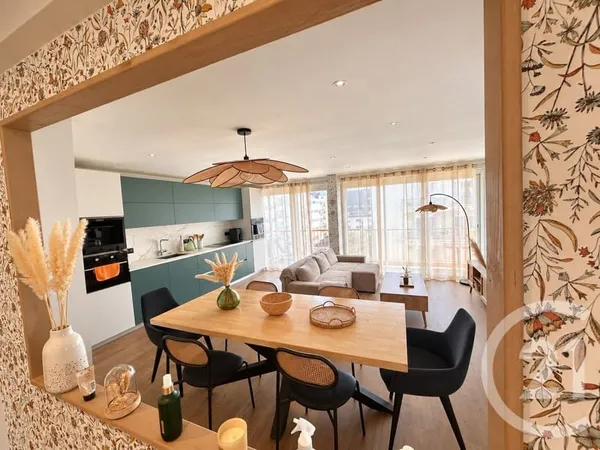 Appartement 4 pièces 90 m²