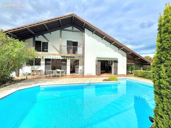 Maison 5 pièces 160 m²