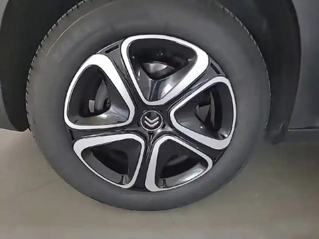 Citroën C3 Aircross puretech 110 s&amp;s bvm6 — photo 33