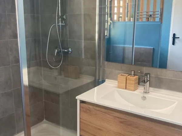 Appartement T2 Meynard vendu loué et meublé - Opportunité d'investissement