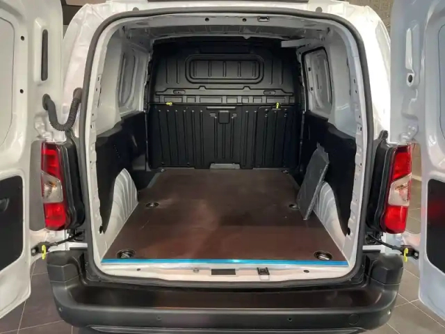 Citroën Berlingo van taille m 650kg bluehdi 100 s&amp;s bvm6 — photo 7