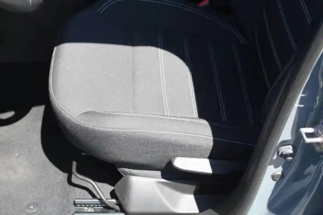 Dacia Sandero eco-g 100 — photo 38