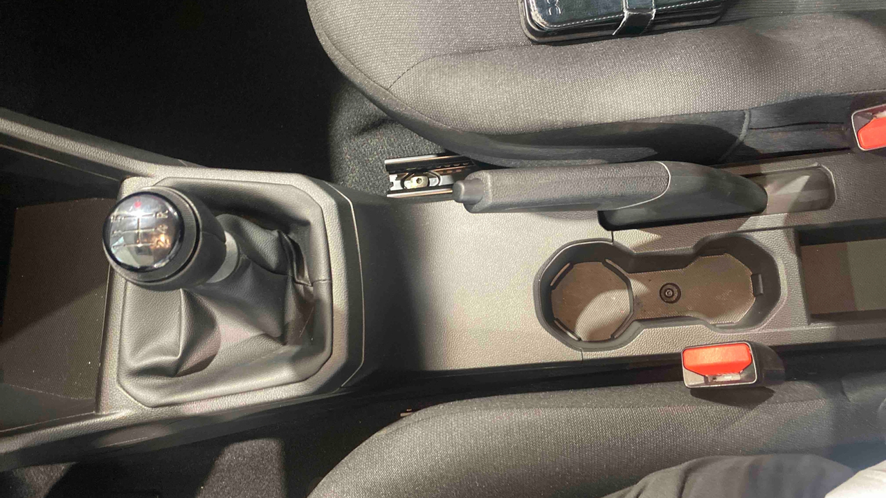 Dacia Sandero SCe 65 GSR2 — photo 19