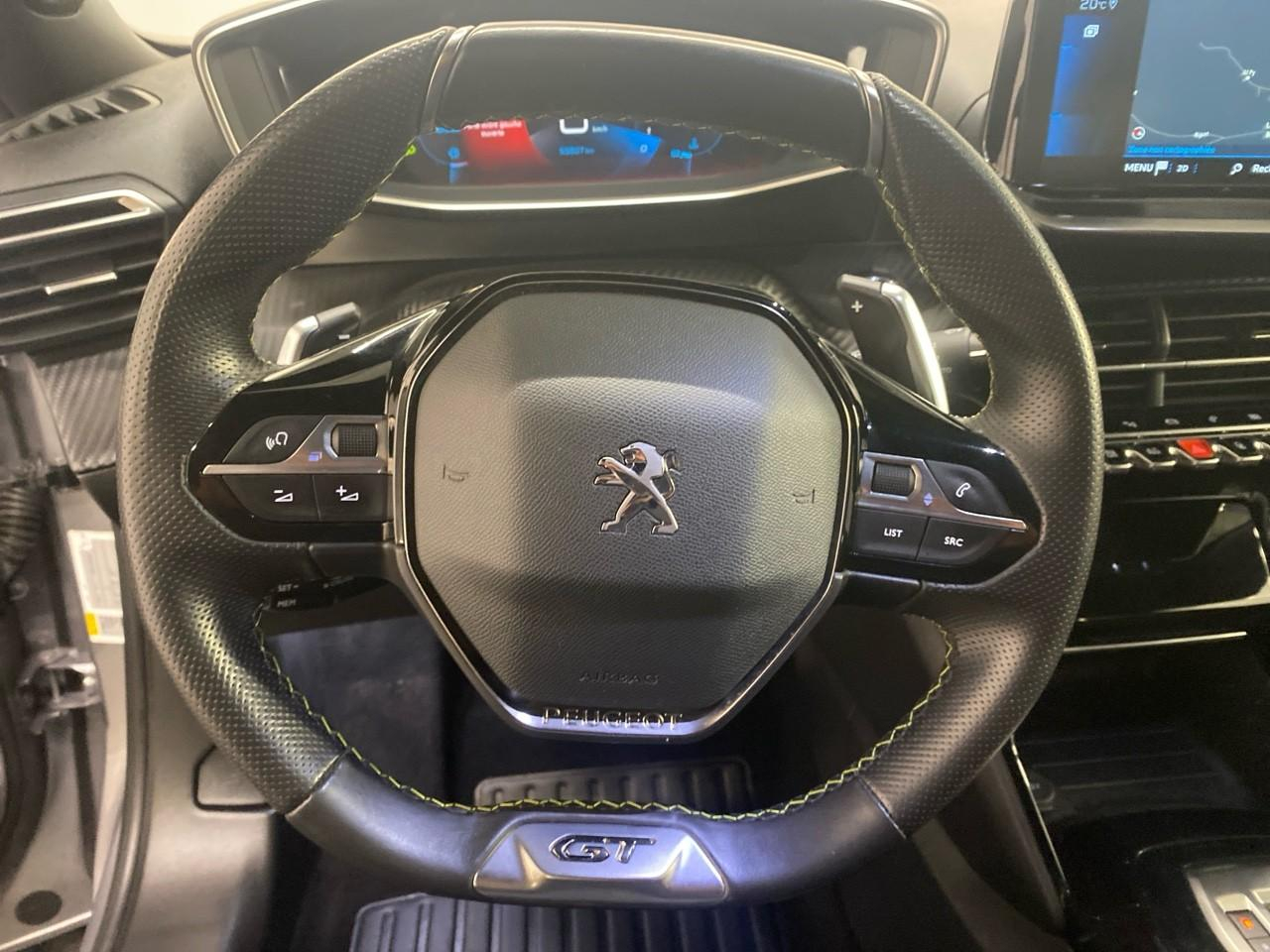Peugeot 2008 puretech 130 s&s eat8 gt — photo 17