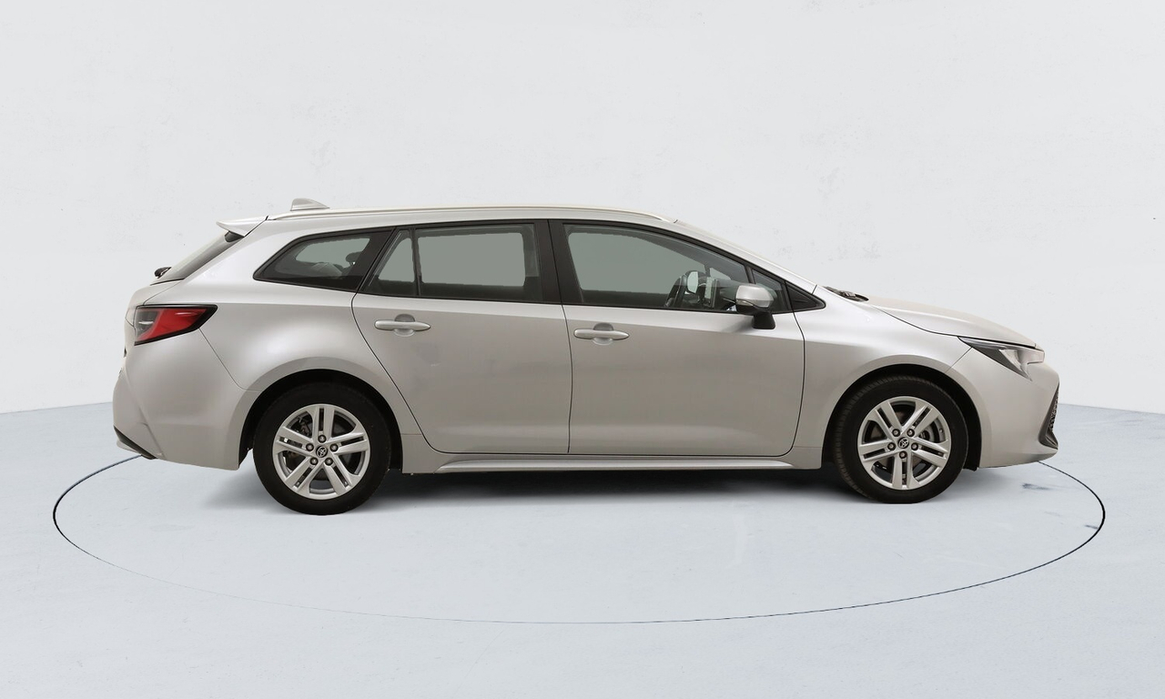 Toyota Corolla Touring Sports — photo 6