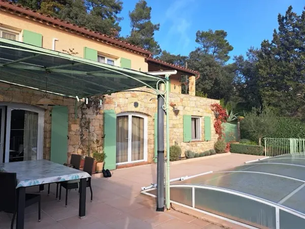 Maison 8 pièces 183 m²