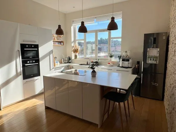 Appartement traversant 100m2
