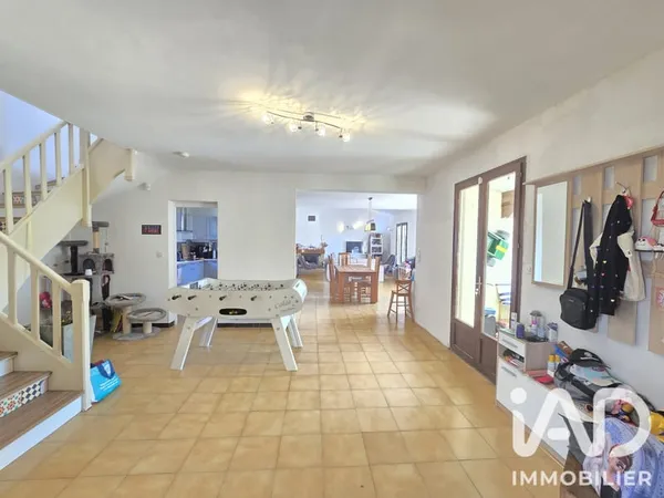 Maison 6 pièces 185 m²