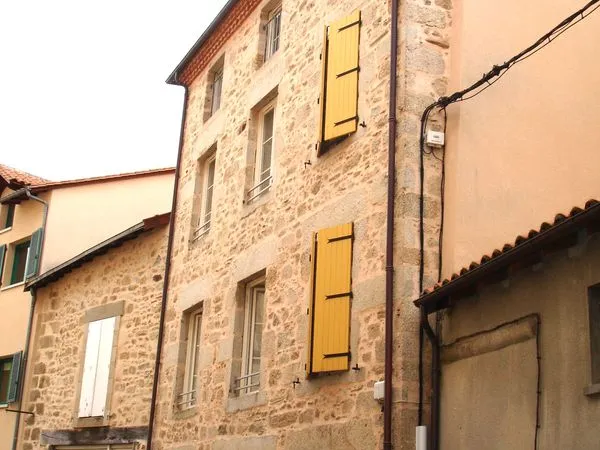 F2 Centre ville de Saint-Junien