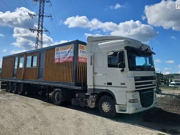 Remorque plus container