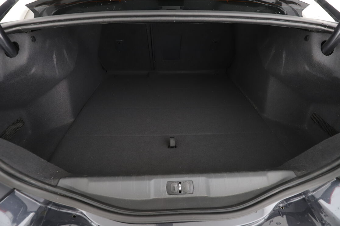 Peugeot 508 1.6 Blue-HDi Feline EAT6 — photo 16