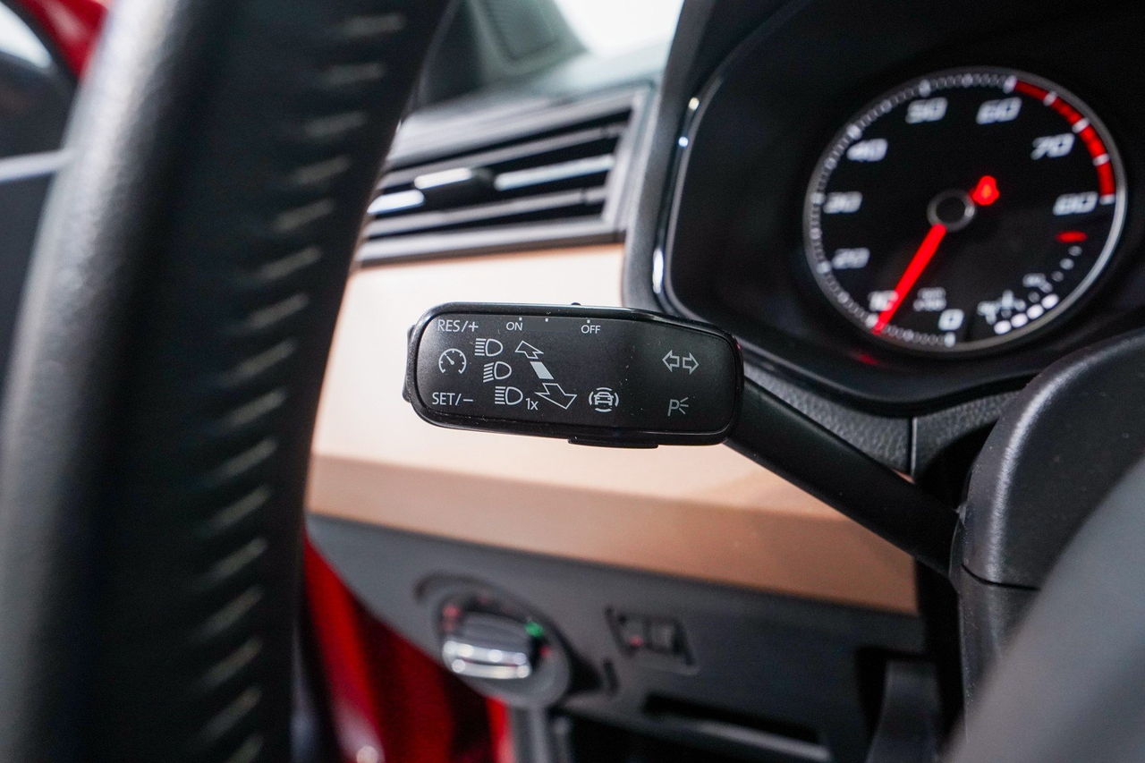Seat Ibiza — photo 21
