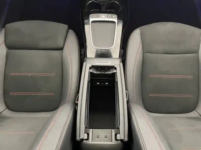 Mercedes Cla coupé 250 e hybrid eq 8g-dct — photo 62