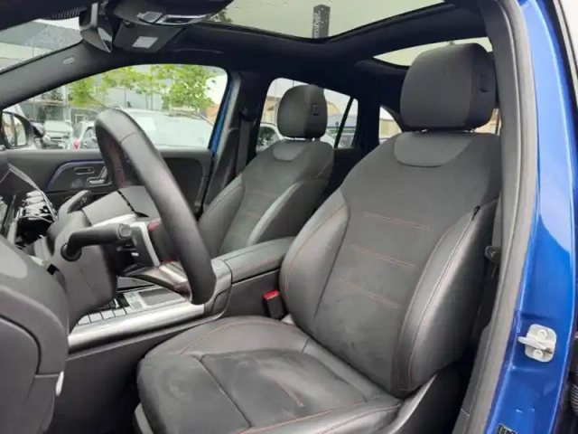 Mercedes Gla 200 d amg line — photo 35