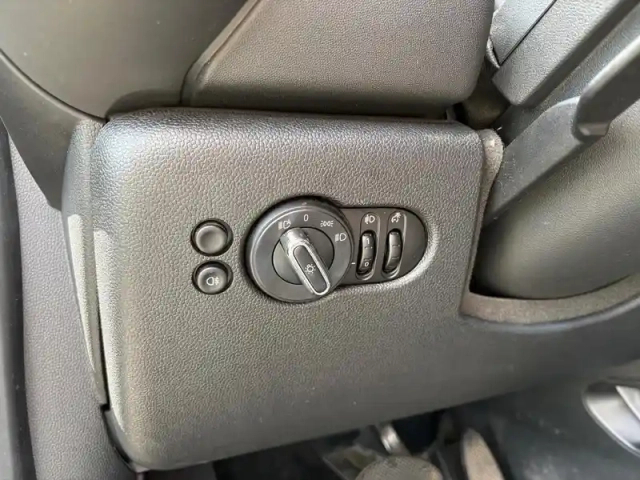 Mini Mini one 102ch essential bva7 — photo 7