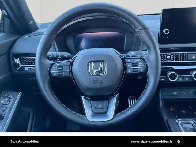 Honda Civic "e":hev 2.0 i-mmd — photo 14