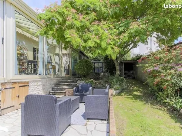 Maison 6 pièces 160 m²