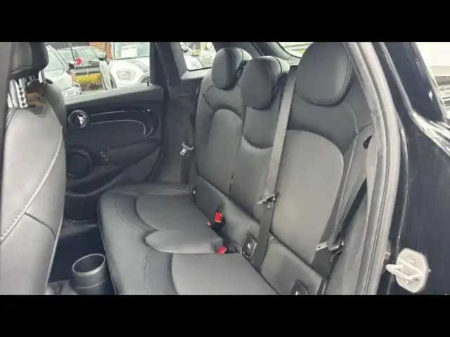 Mini Mini 5 portes cooper 136ch edition premium bva7 — photo 12