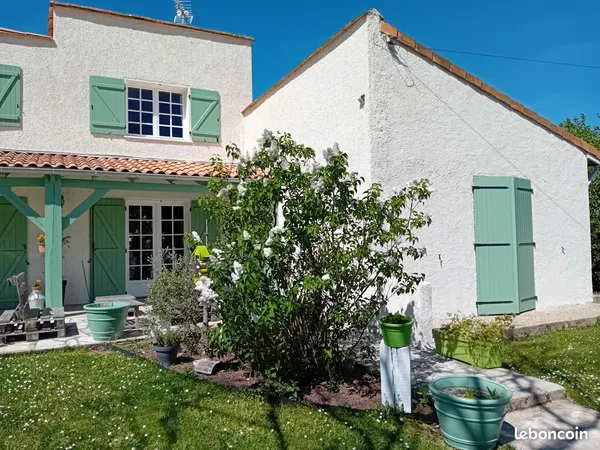 Maison 7 pièces 196 m2 - 4 ch
