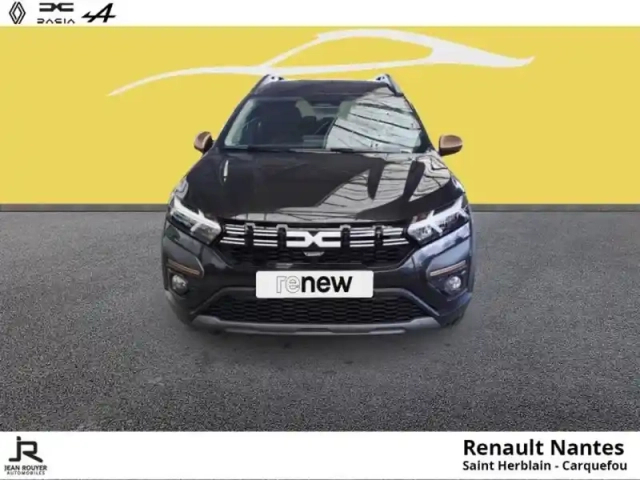 Dacia Jogger 1.0 tce 110ch extreme 7 places — photo 3