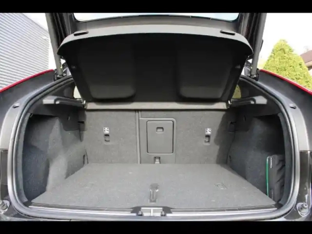 Volvo C40 recharge extended range 252ch plus — photo 7