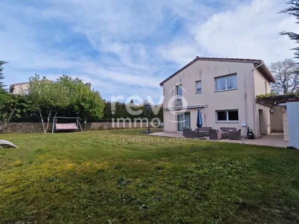 Maison de 117m2 sur 708m2 de terrain