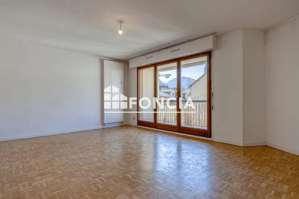 Appartement 4 pièces 85 m²