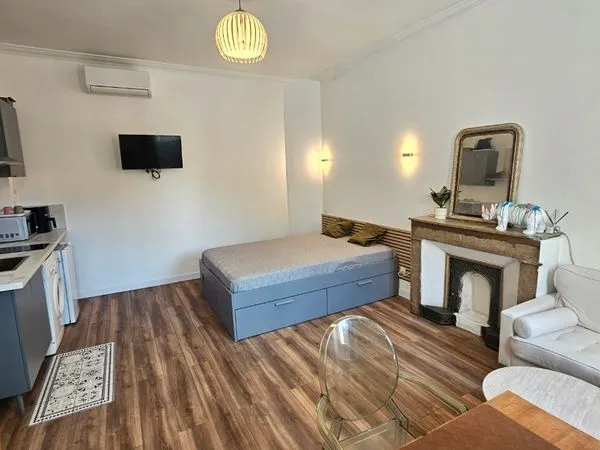 Studio meublé équipé