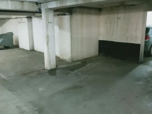 Stationnement Location Paris   16000€