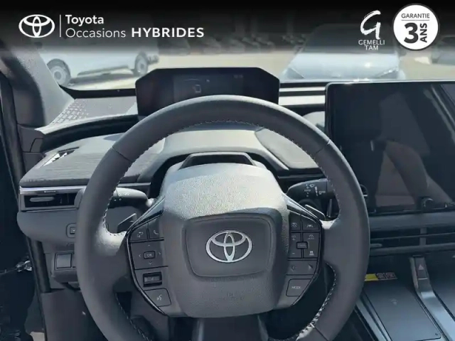 Toyota C-Hr + 224ch 77kwh design grande autonomie — photo 13
