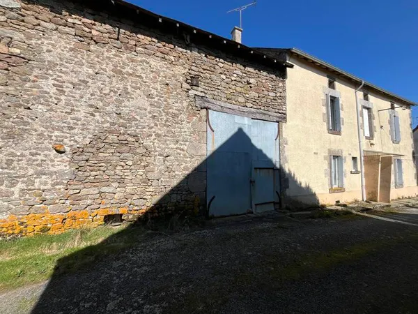 Maison en pierre de 6 pièces principales