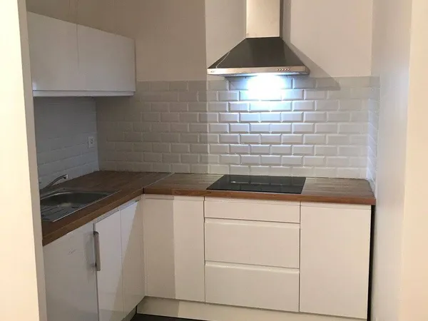 Studio 1 pièce 24 m²