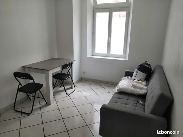 Studio meublé libre de suite
