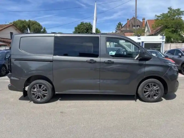 Ford Custom transit  fg 320 l1h1 2.0 ecoblue 170ch cabine approfondie limited 4x4 bva8 — photo 4