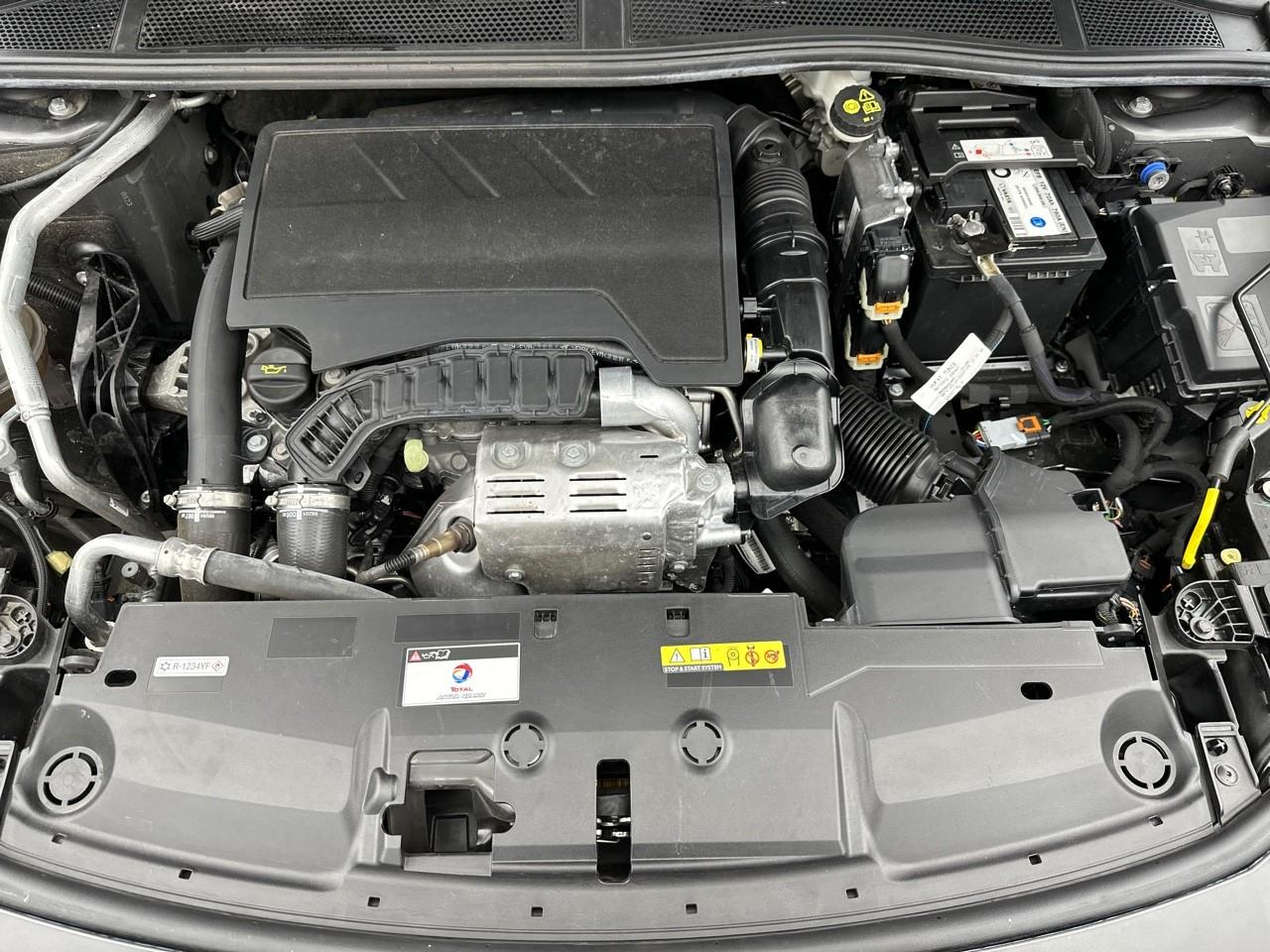 Peugeot 308 sw puretech 130ch s&s eat8 gt — photo 13