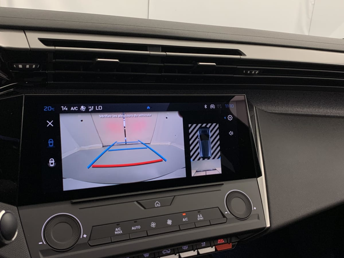 Peugeot 308 — photo 19