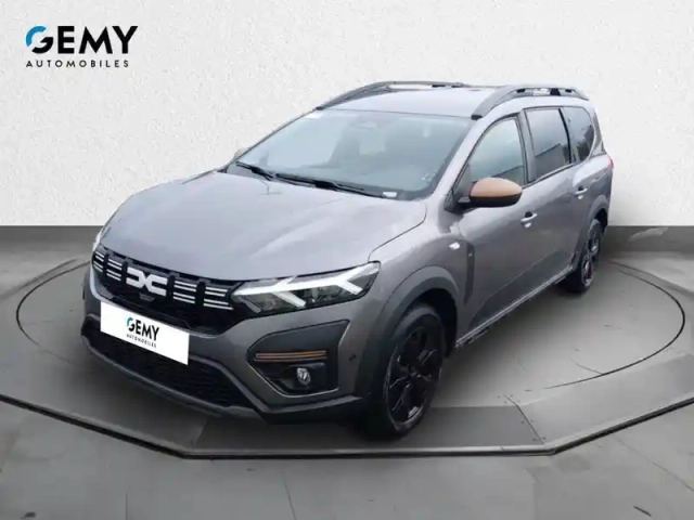 Dacia Jogger tce 110 7 places gsr2 — photo 1