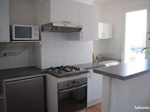 Appartement T3 traversant