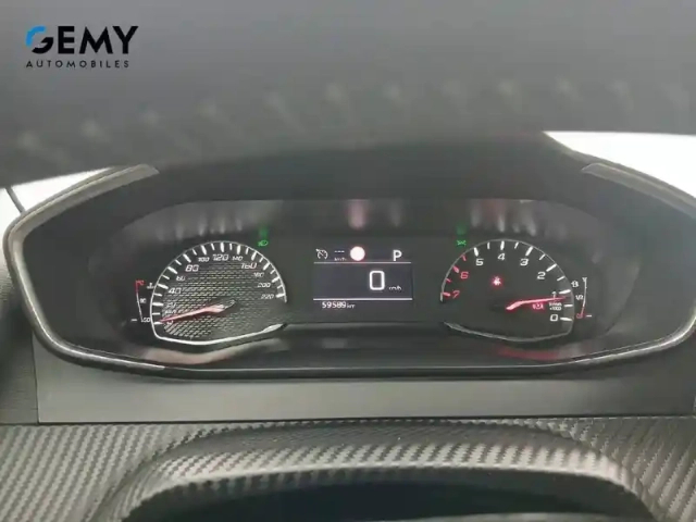 Peugeot 208 puretech 100 s&amp;s eat8 — photo 24