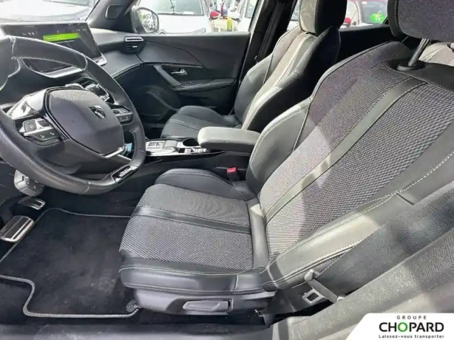 Peugeot 2008 puretech 130 s&amp;s eat8 — photo 11